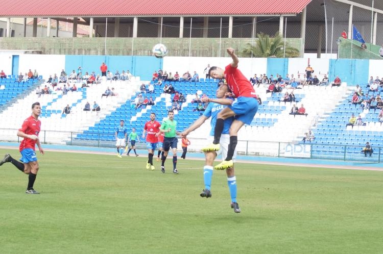 La Unión Deportiva se reafirma en su nuevo bache tras empatar otra vez en casa ahora ante La Roda (1-1)