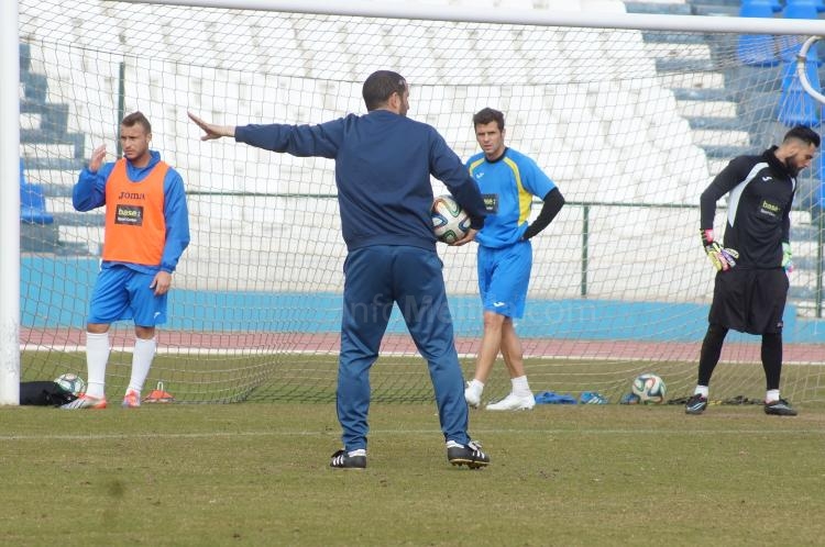 Unión Deportiva Melilla: Último entrenamiento antes de visitar al Lucena