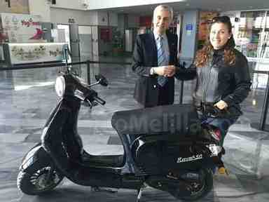 La Autoridad Portuaria hace entrega del primer premio del Sorteo de Navidad Estación Marítima de Melilla