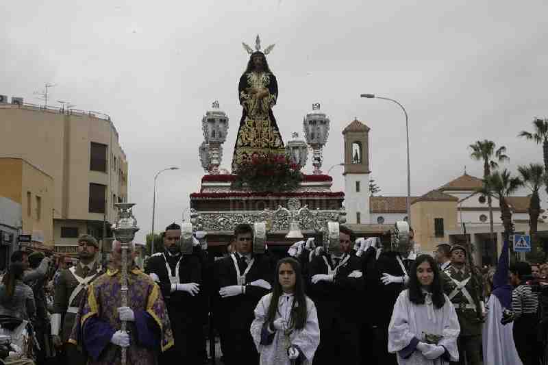 Sabor agridulce en un Jueves Santo en el que el Cautivo volvió a conceder su perdón a un preso