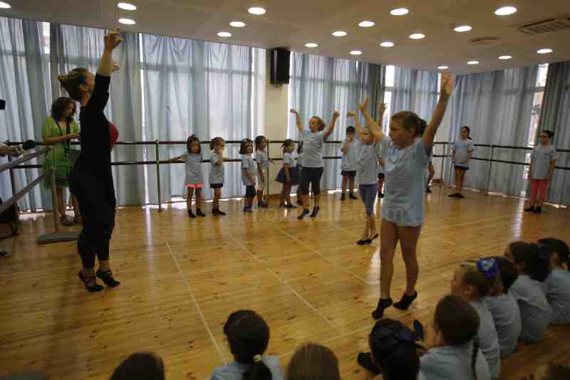 La Consejería de Educación clausura los primeros Talleres de Música y Danza de este verano