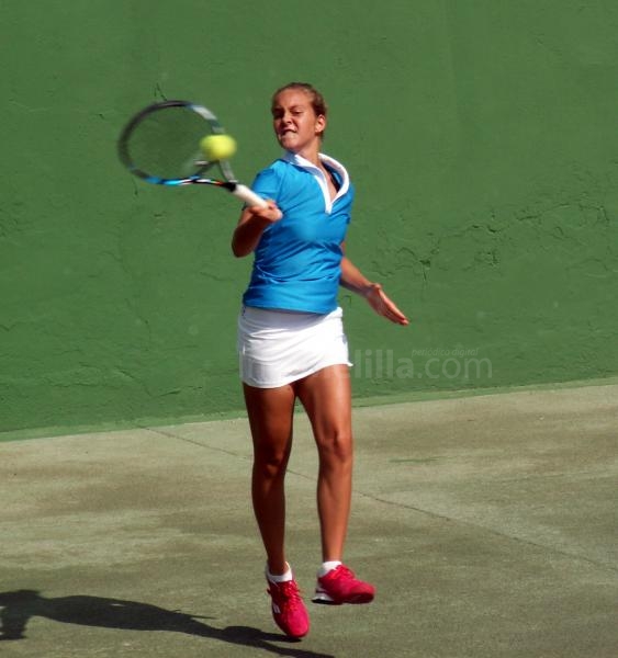XII Internacional de Tenis Femenino Ciudad de Melilla: Los partidos pudieron comenzar a pesar del retraso por el estado de las pistas