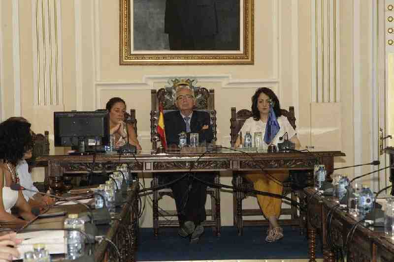 La Asamblea de Melilla celebra su primer pleno para la constitución de las comisiones