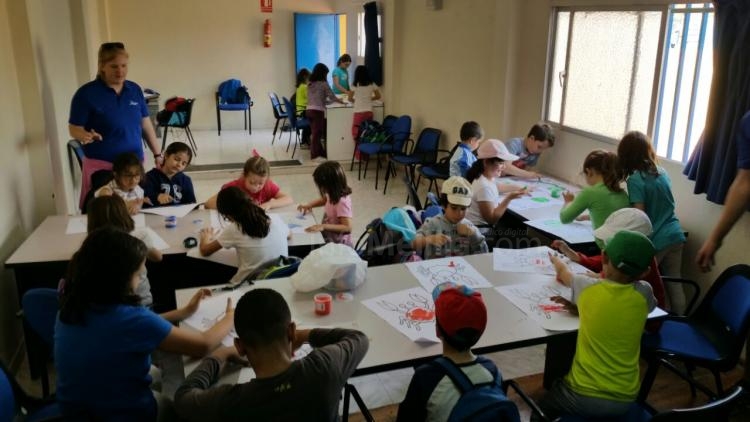 El sol protagoniza el inicio de los Campus de Semana Santa de la Fundación de la Federación Melillense de Fútbol