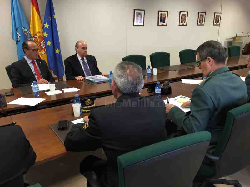 Fernández Díaz visita Melilla e inaugura la nueva oficina de asilo en el puesto Fronterizo de Beni-Enzar