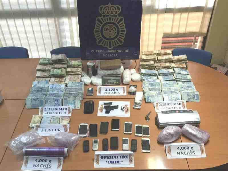 Diez detenidos y 190.000 euros intervenidos en una operación contra el tráfico de sustancias estupefacientes en Melilla