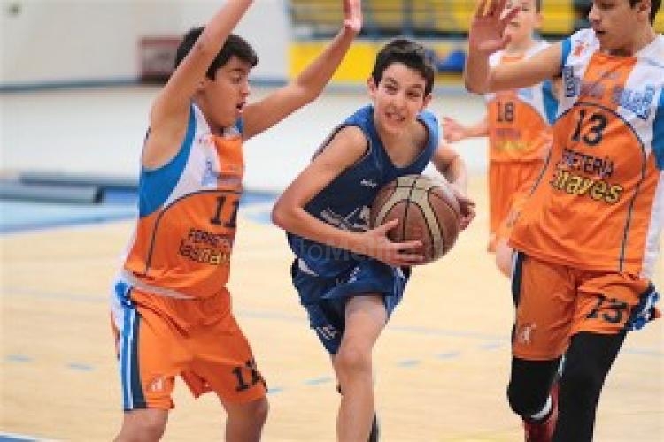 Melilla Baloncesto: Importantes victorias del Senior femenino y Minibasket masculino