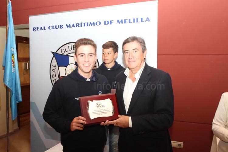 Vela: El Club Marítimo clausura el Trofeo Navidad y el Trofeo Joyas Victoria