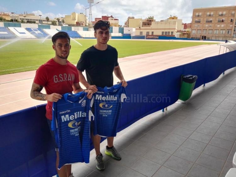 La U.D. Melilla presenta a sus dos últimas incorporaciones Santi Luque y Rubén Sánchez