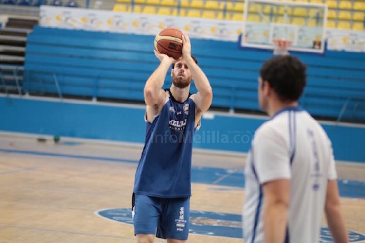 El Melilla Baloncesto ya piensa en el tercer partido de semifinales