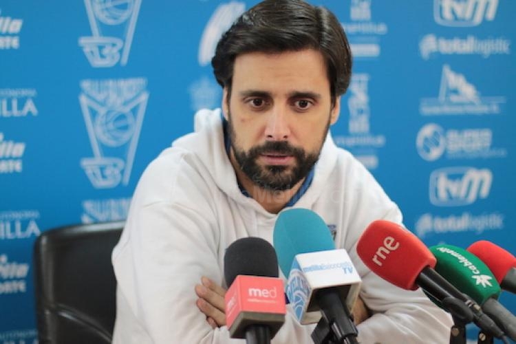Alejandro Alcoba: “Me preocupa estar bien defensivamente"
