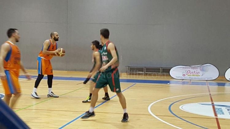 El Enrique Soler avanza con buen paso hacia la permanencia con su victoria ante Sevilla (85-74)