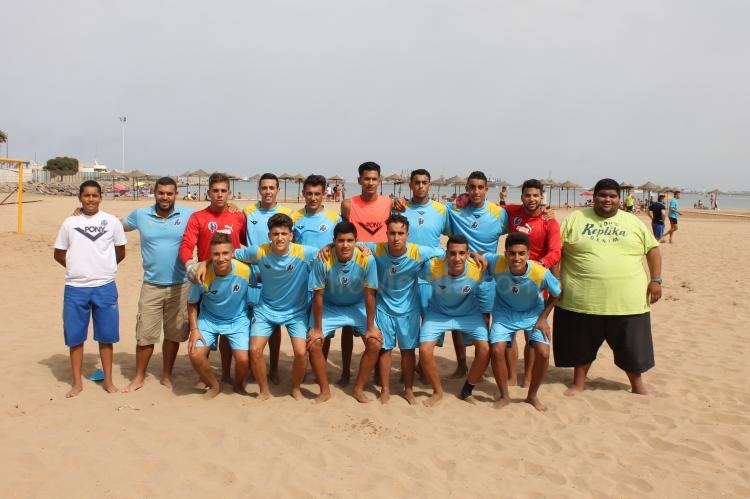 Las Selecciones de Fútbol Playa Sénior y Juvenil ponen rumbo al Campeonato de España de Sanxenxo