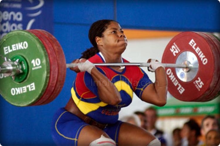 Carmenza Delgado obtuvo nada mas y nada menos que un total de tres medallas de oro