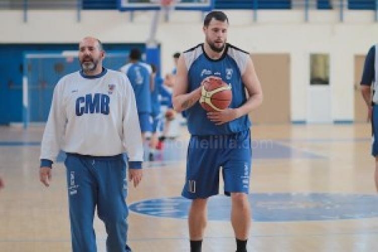 El Melilla Baloncesto prepara el partido ante Cáceres tras el día de descanso