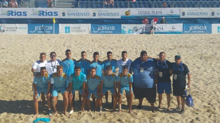 La Selección Melillense Juvenil de Fútbol Playa debuta con triunfo ante Andalucía en un partido loco (5-6)