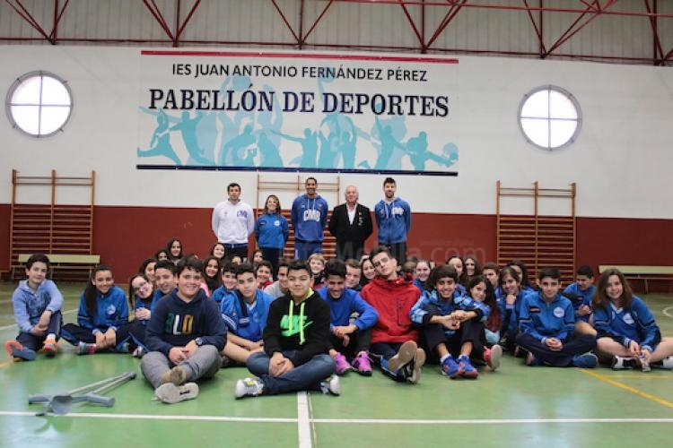 Melilla Baloncesto: Marcos Suka y Jorge Sanz visitan el IES Juan Antonio Fernández