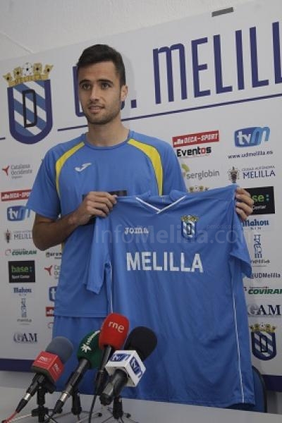 El debutante Cubillas, autor del gol azulino