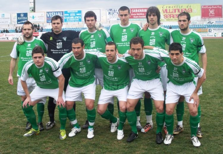 CF Villanovense, próximo rival azulino en el municipal de deportes