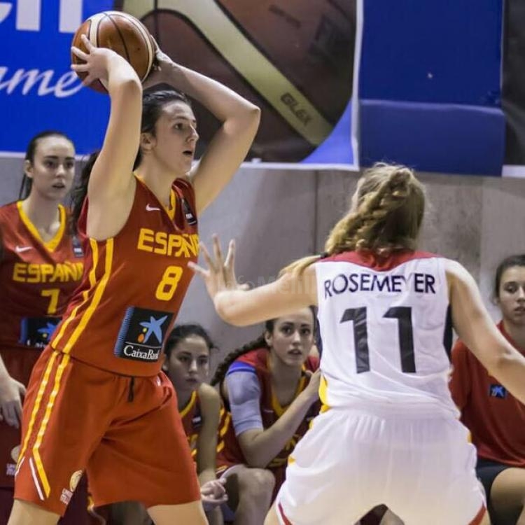 La familia del Club Deportivo Enrique Soler quiere felicitar a la Campeona de Europa María Torreblanca