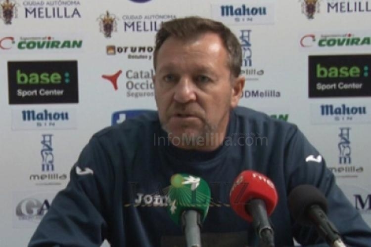 José Carlos Granero (Técnico UD Melilla) “Me gustaría estar en mitad de tabla y hablar de otro tipo de finales”
