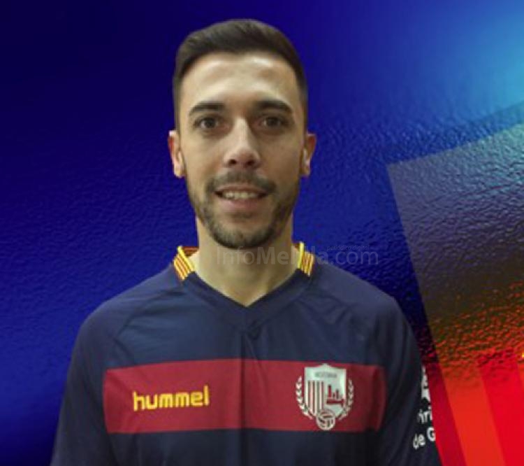 Alex Cruz, nuevo lateral azulino