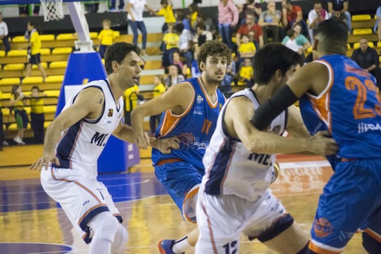 Al Melilla Baloncesto se le da bien la jornada inaugural