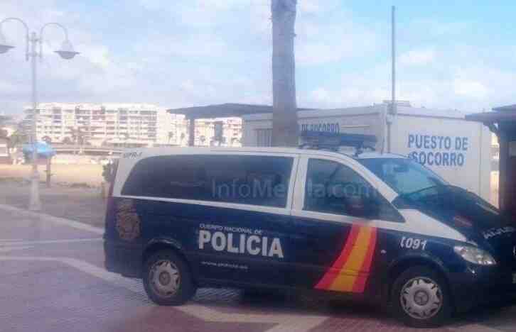 Detenidos seis menores y un joven tras acceder a la caseta de la playa de la Ciudad Autónoma con intención de robar
