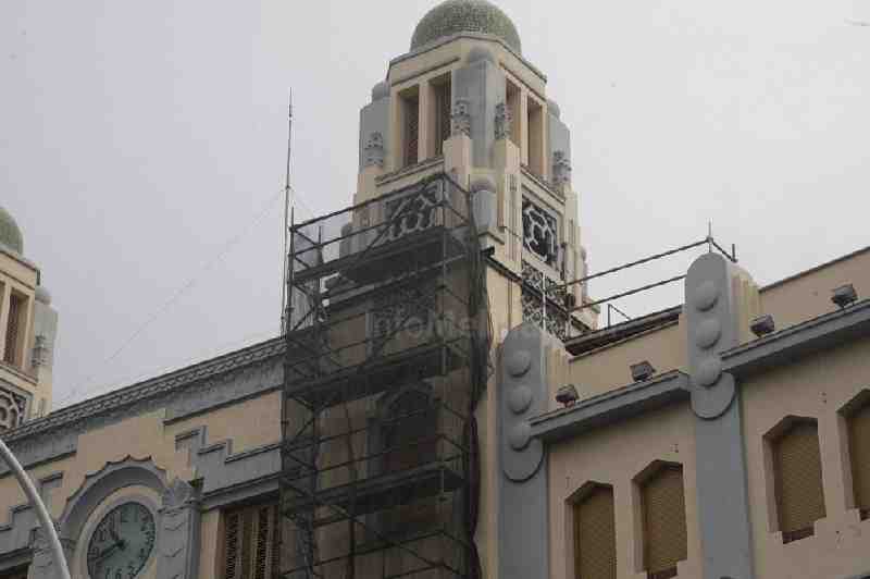 El Gobierno de Melilla intenta salvar los dos torreones del Palacio de la Asamblea