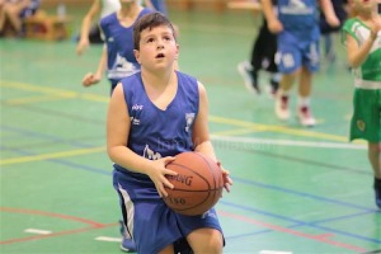 Melilla Baloncesto: Importantes victorias del Senior femenino y Minibasket masculino