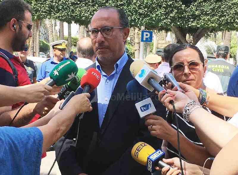 El delegado del Gobierno en Melilla ve incendiarias e irresponsables las palabras de Aberchán sobre la importación de borregos marroquíes