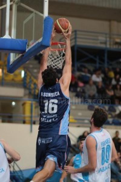 Melilla Baloncesto empieza 2016 a lo grande aplastando a Ourense por 27 puntos (98-71)