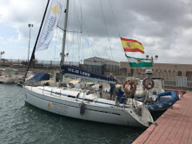 La Regata "Dos Continentes" da paso a los cruceros en la Ciudad de Melilla