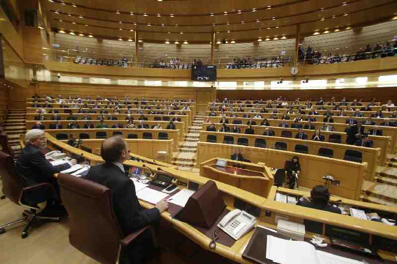Podemos y PSOE pedirán en el Senado el fin de las "devoluciones en caliente"