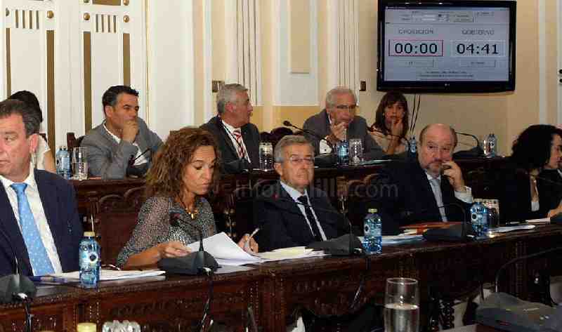 Melilla quiere que desde 2017 exista un modelo de transporte aéreo con precios máximos