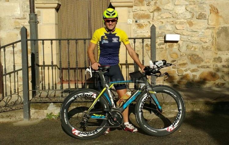 Triatlon: El melillense Fernándo Terrez en el Vitoria-Gasteiz