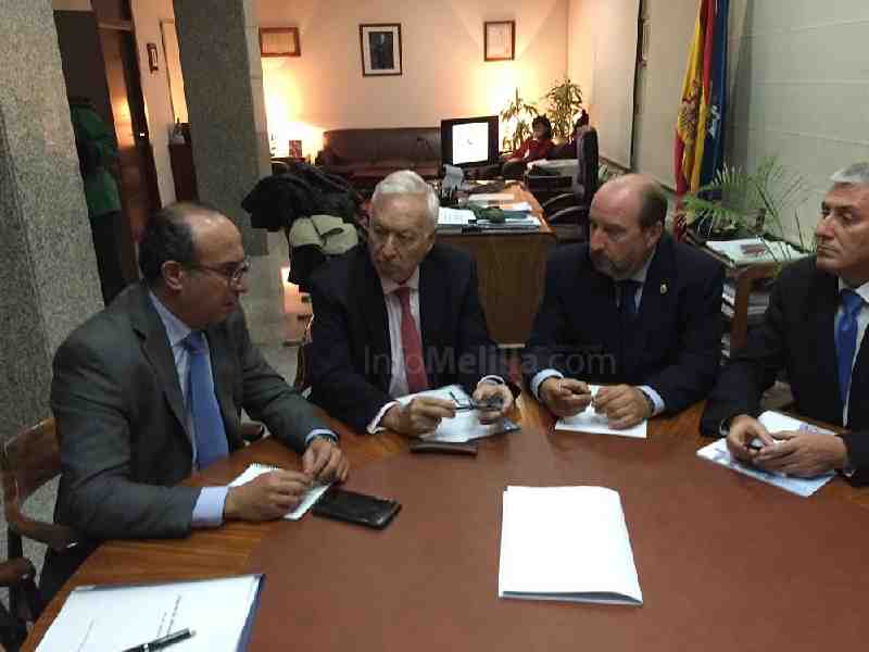 Margallo muestra la voluntad del Gobierno de actuar con la máxima rapidez en Melilla tras el terremoto