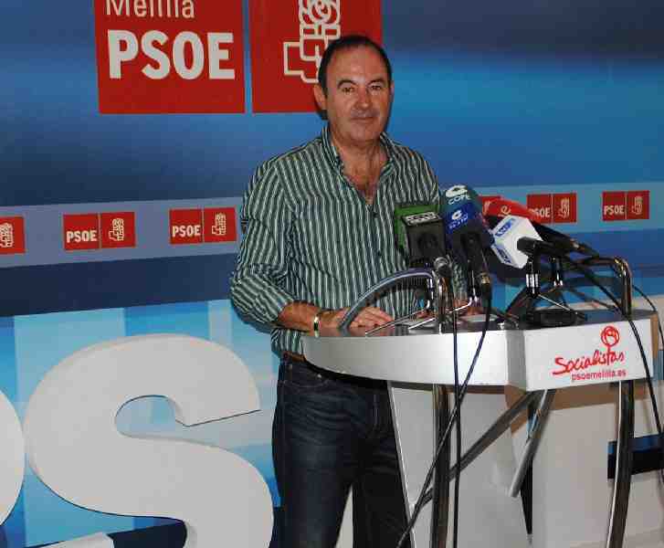 El PSOE estudia la viabilidad económica de las propuestas de CpM e IU para el 26J