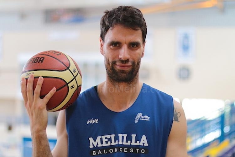 Héctor Manzano: “Estar en la historia del Melilla Baloncesto es un honor"