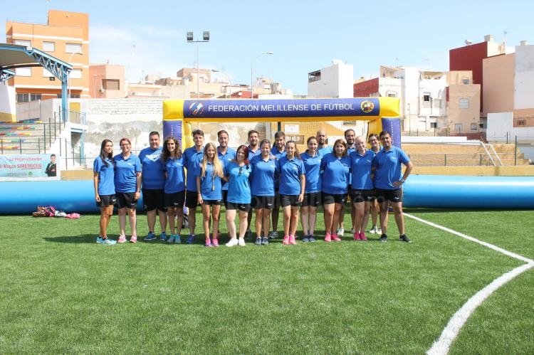 El consejero de Deportes visita a los niños de los dos campamentos de la Fundación Socio Cultural y Deportiva de la FMF