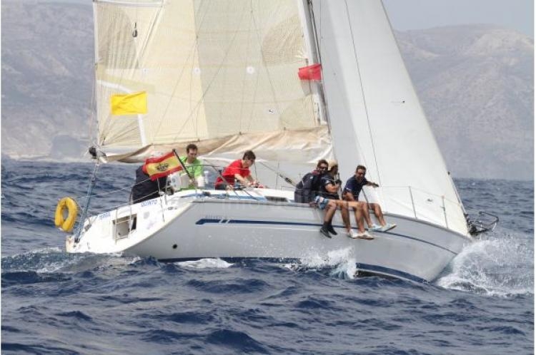Las Olas y el viento juez y parte de los nuevos campeones de la Semana Náutica y la Copa de España Zona Sur