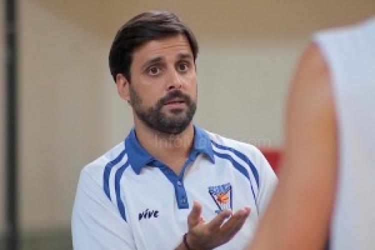 Alejandro Alcoba: “Los nuevos fichajes se han acoplado perfectamente al equipo"