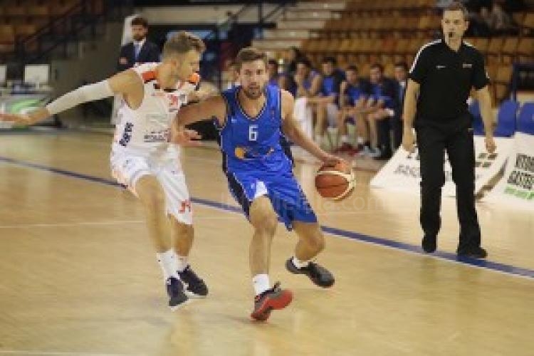 Melilla Baloncesto cae en la prórroga en Mendizorroza ante Araberri (93-84)