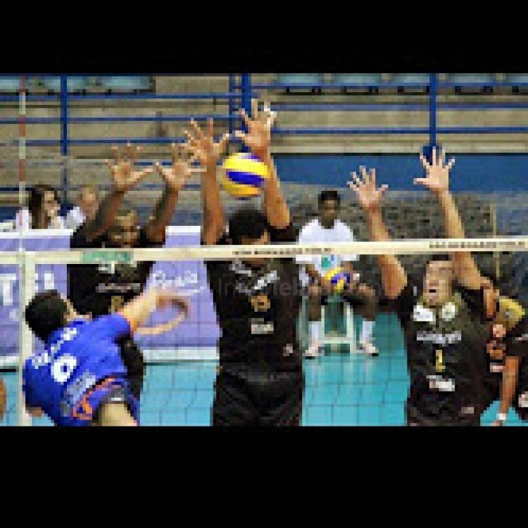 El Club Voleibol Melilla ficha a otro central