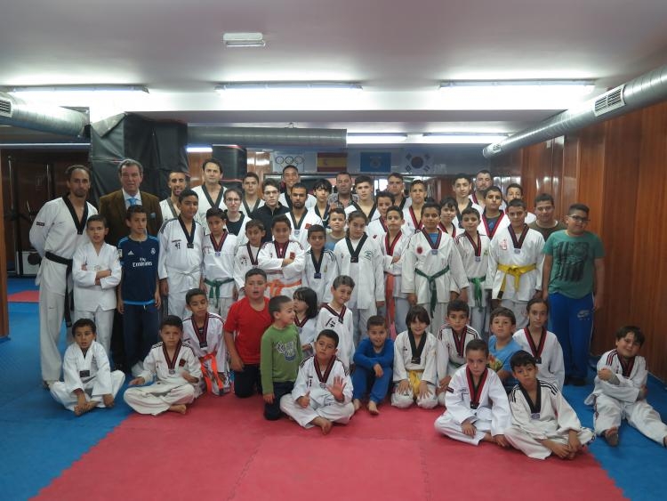 Taekwondo: Visita del Consejero de Deportes a la sede federativa