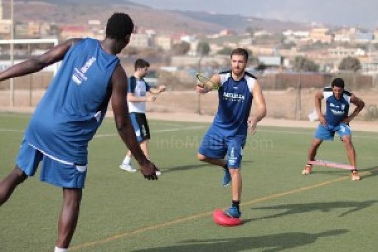 Melilla Baloncesto: Los azulinos alcanzan el ecuador de la primera semana de pretemporada