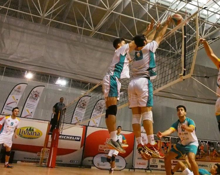 El Club Voleibol Melilla cierra otro fichaje de excepción, Víctor Mendez