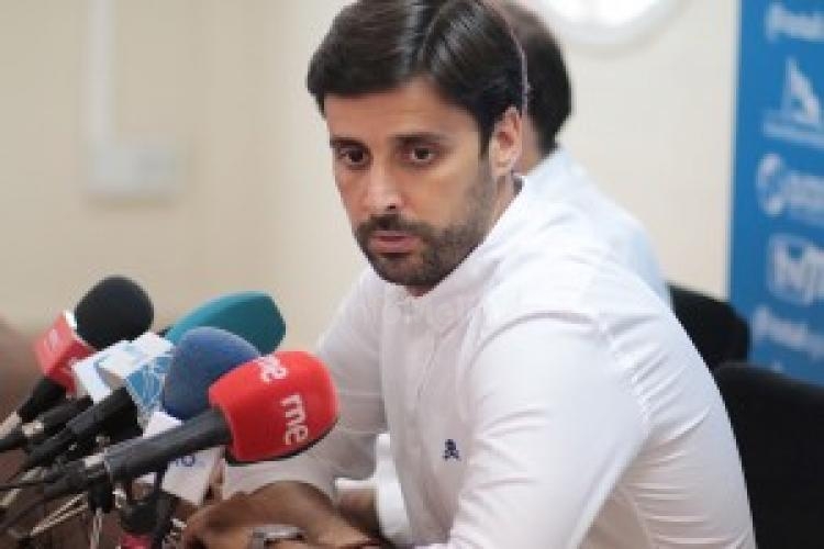 Alejandro Alcoba: “Vamos a trabajar para que la afición siga creyendo en este equipo"