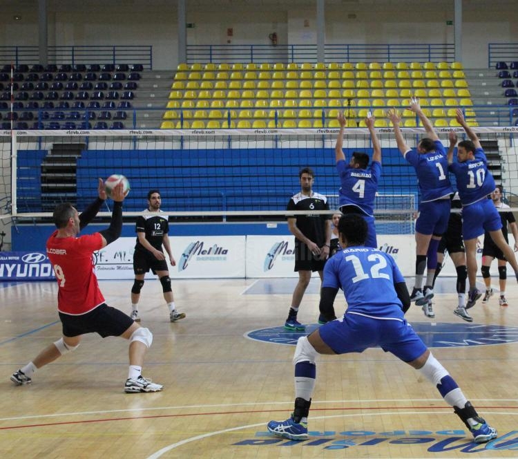 Paco Alcober confirma su renovación con el Club Voleibol Melilla