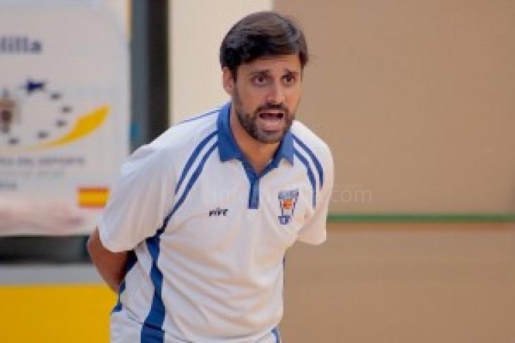 Alejandro Alcoba: “Los nuevos fichajes se han acoplado perfectamente al equipo"